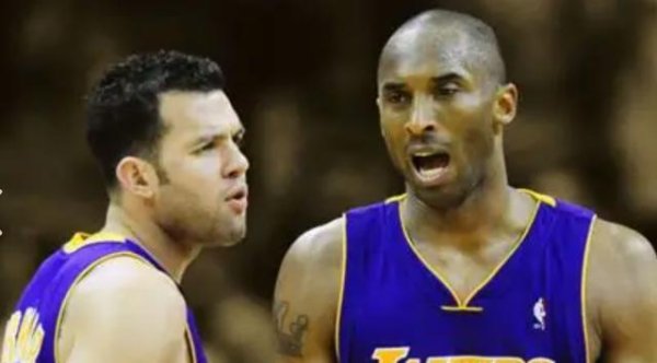 捷希源配资 法玛尔谈科比：回湖人后第一条短信来自他 他是最具杀手本能的球员